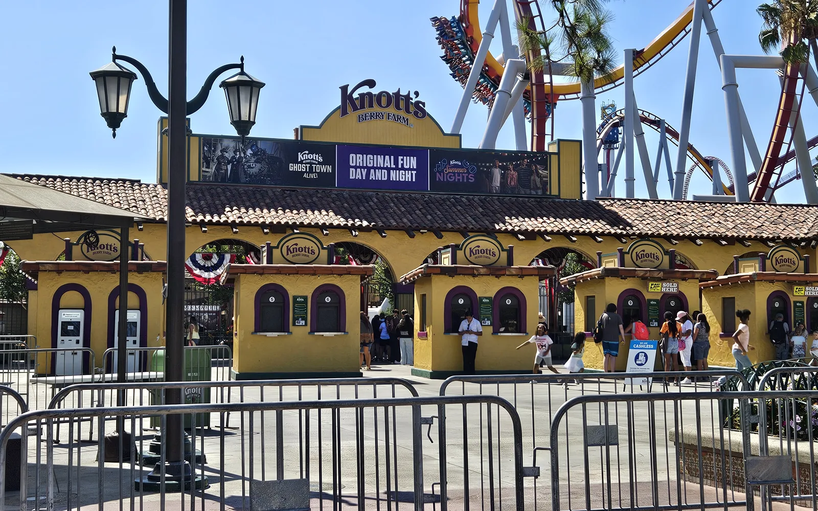 The entrance arch to Knott's Berry Farm amusement park in Buena Park, California